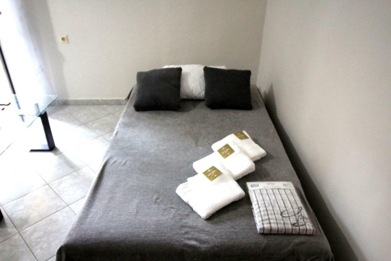 Ferienwohnung Dimitris Flat Néoi Epivátai Exterior foto
